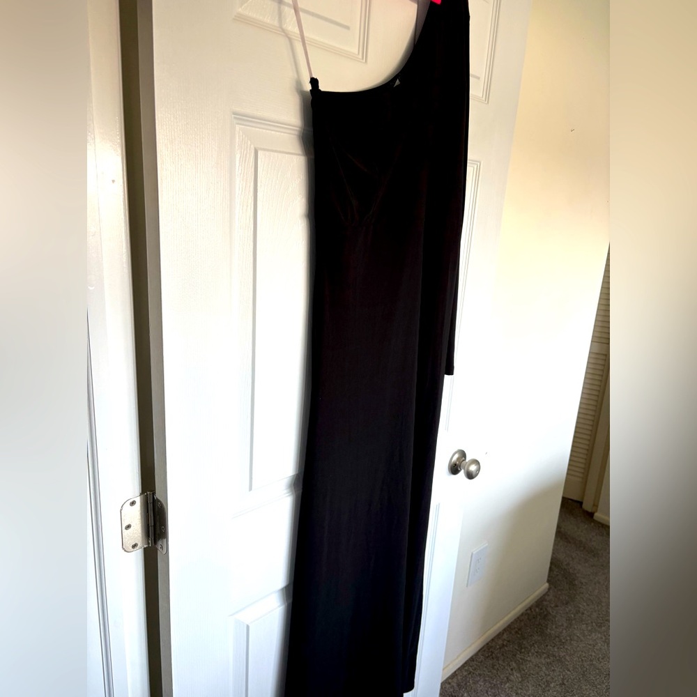 Venus one shoulder Maxi dress